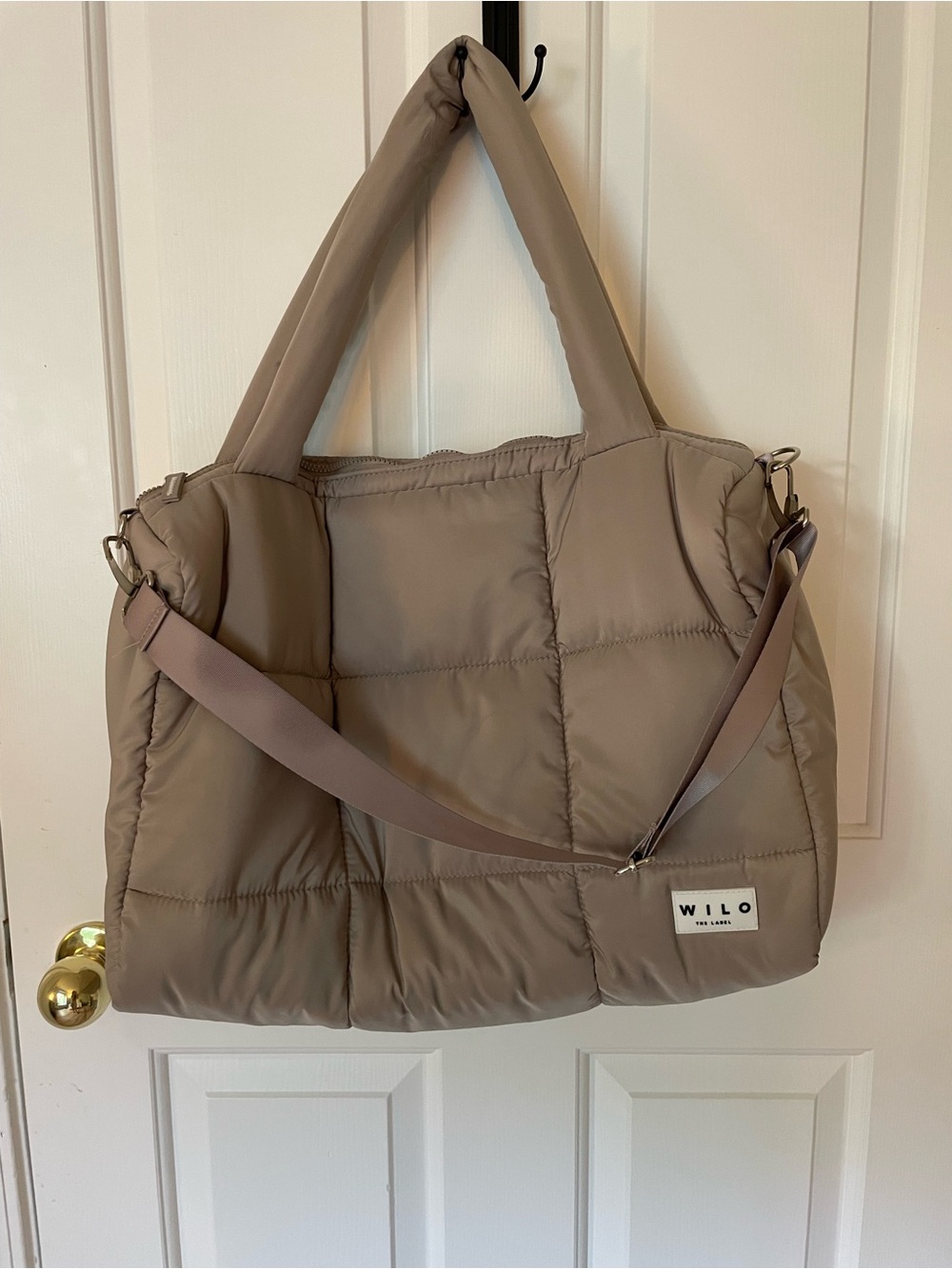 WILO Taupe Quilted Tote Bag - Picture 2 of 7